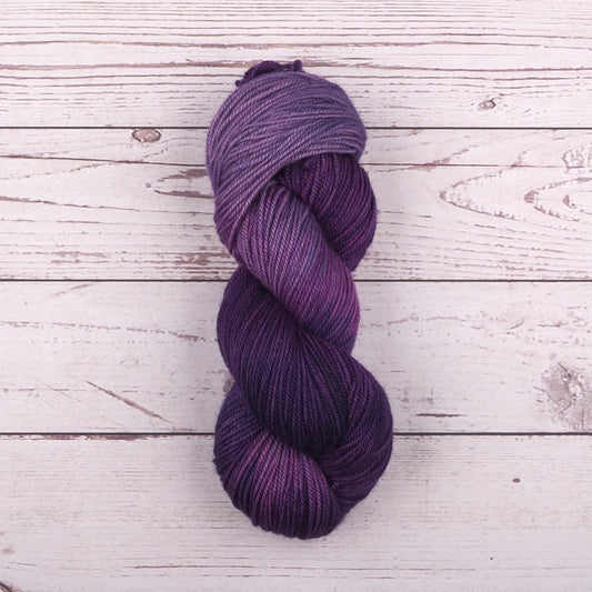 Bluefaced Leicester Worsted Yarn - Purple Mist